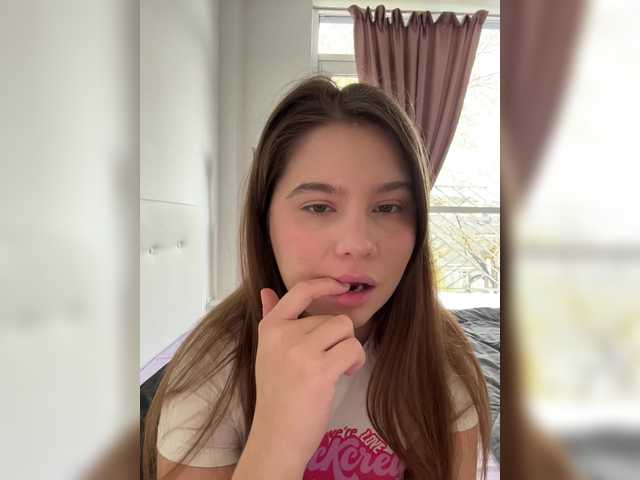 Chiculya from BongaCams