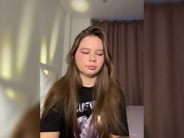 Chiculya's BongaCams show and profile