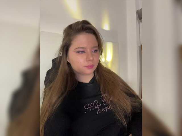 Chiculya's BongaCams show and profile