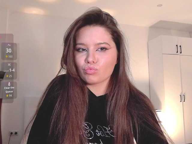 Chiculya's BongaCams show and profile