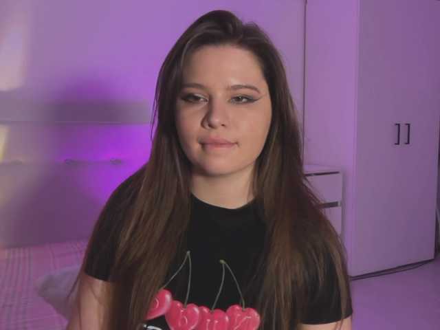 Chiculya's BongaCams show and profile