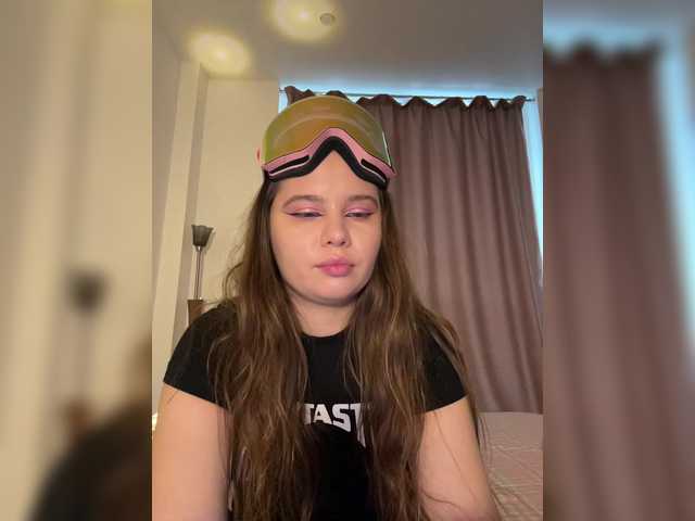 Chiculya's BongaCams show and profile