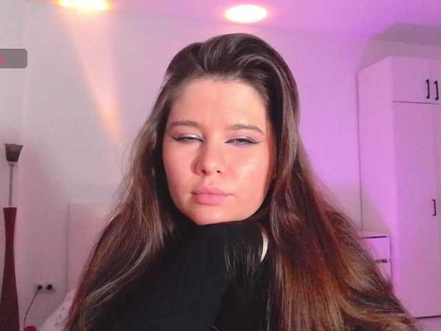 Chiculya's BongaCams show and profile