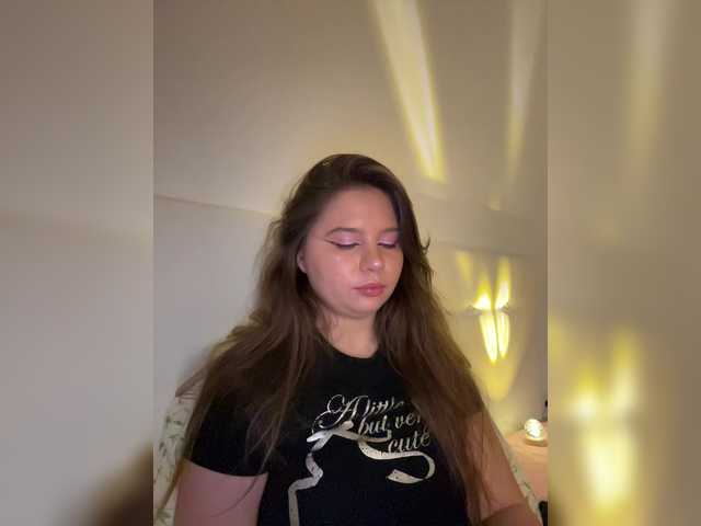 Chiculya's BongaCams show and profile