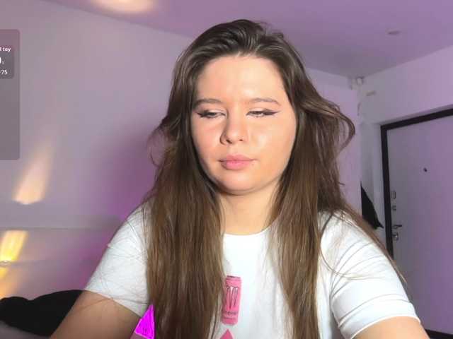 Chiculya's BongaCams show and profile