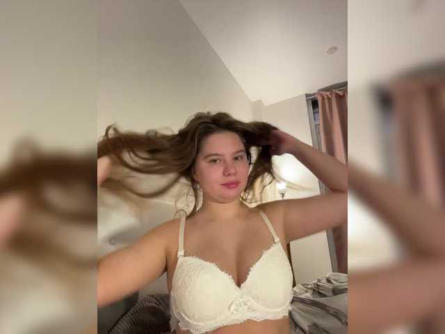 Chiculya from BongaCams