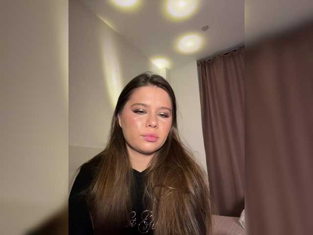 Chiculya's BongaCams show and profile