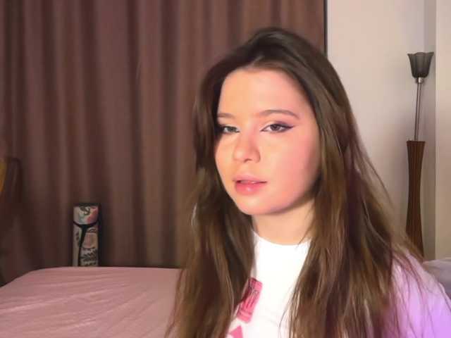 Chiculya's BongaCams show and profile