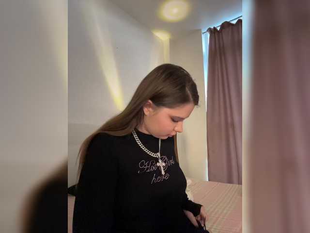 Chiculya's BongaCams show and profile