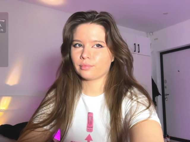 Chiculya's BongaCams show and profile