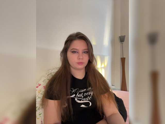 Chiculya's BongaCams show and profile