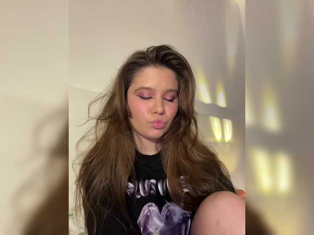 Chiculya's BongaCams show and profile