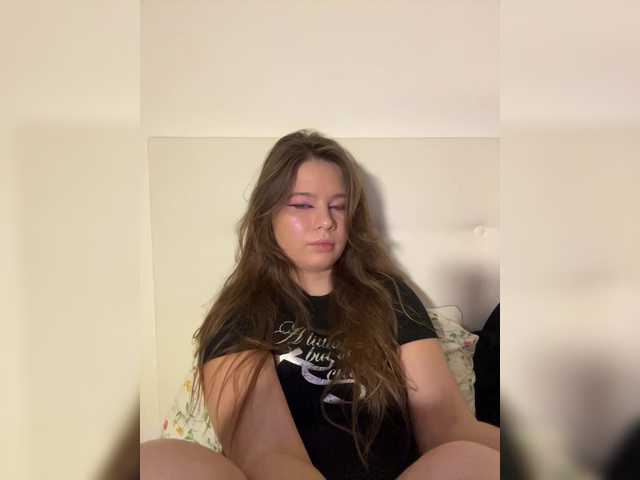 Chiculya's BongaCams show and profile