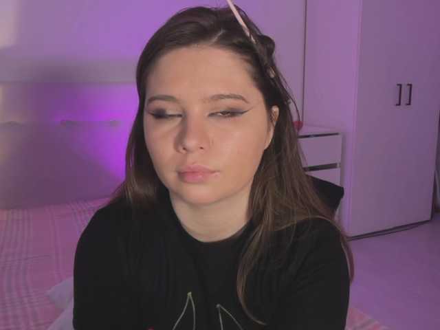 Chiculya's BongaCams show and profile