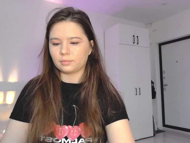 Chiculya's BongaCams show and profile