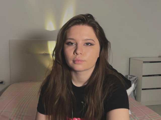 Chiculya's BongaCams show and profile