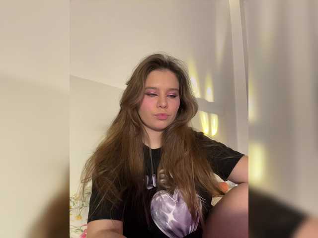 Chiculya's BongaCams show and profile