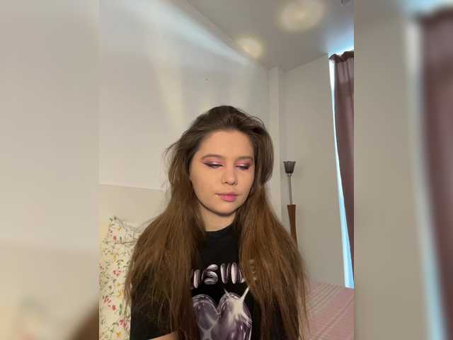 Chiculya's BongaCams show and profile