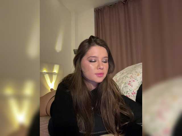 Chiculya's BongaCams show and profile