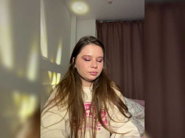 Chiculya's BongaCams show and profile