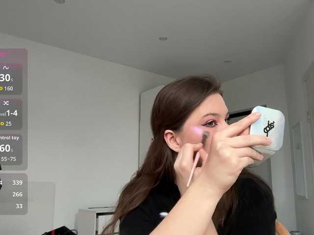 Chiculya's BongaCams show and profile