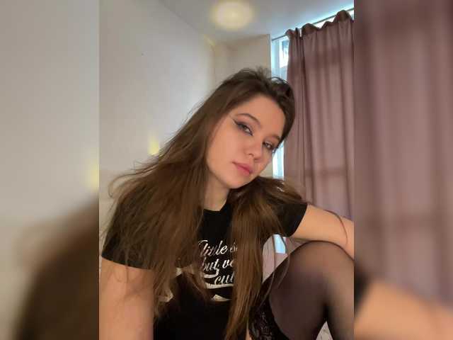 Chiculya's BongaCams show and profile
