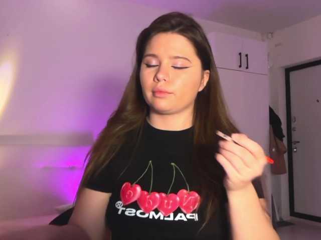 Chiculya's BongaCams show and profile