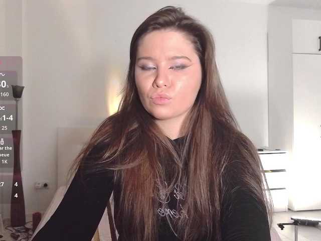 Chiculya's BongaCams show and profile