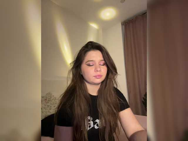 Chiculya's BongaCams show and profile