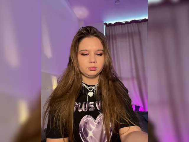 Chiculya's BongaCams show and profile