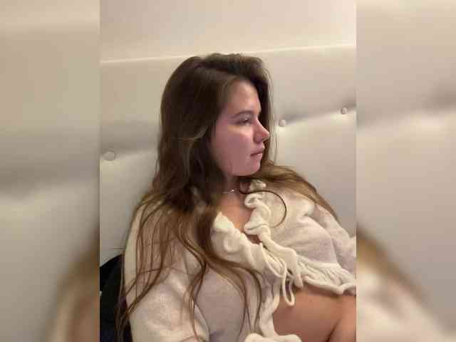 Chiculya Live Webcam on BongaCams