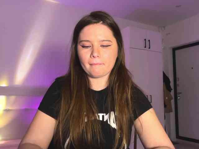 Chiculya Live Webcam on BongaCams