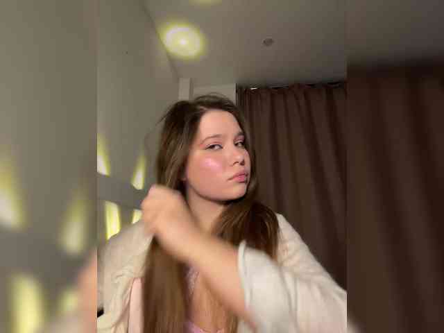 Chiculya Live Webcam on BongaCams