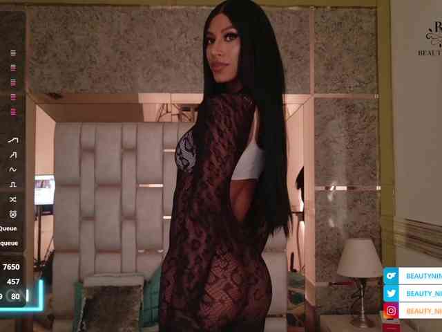 blackbeauty-ts Live Webcam on BongaCams