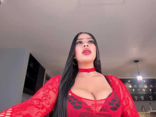 LeahLombardi's BongaCams show and profile