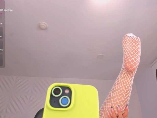 LeahLombardi's BongaCams show and profile