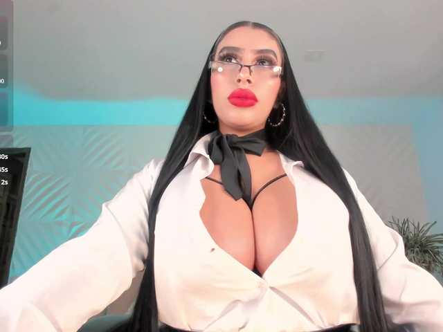 LeahLombardi's BongaCams show and profile