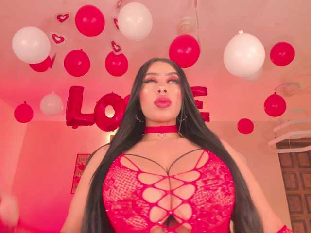 LeahLombardi's BongaCams show and profile