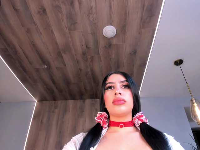 LeahLombardi's BongaCams show and profile