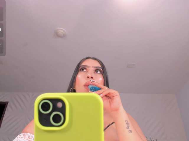 LeahLombardi's BongaCams show and profile