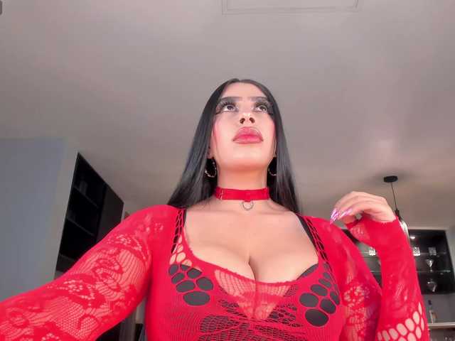 LeahLombardi's BongaCams show and profile