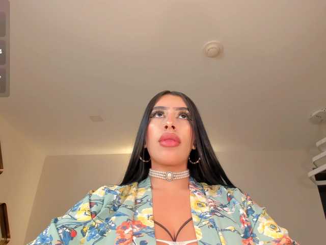 LeahLombardi's BongaCams show and profile