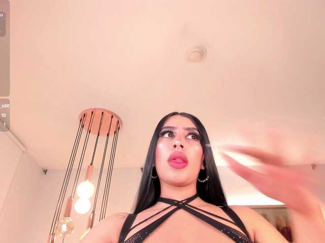 LeahLombardi's BongaCams show and profile