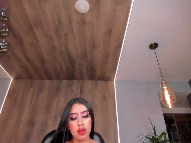 LeahLombardi's BongaCams show and profile