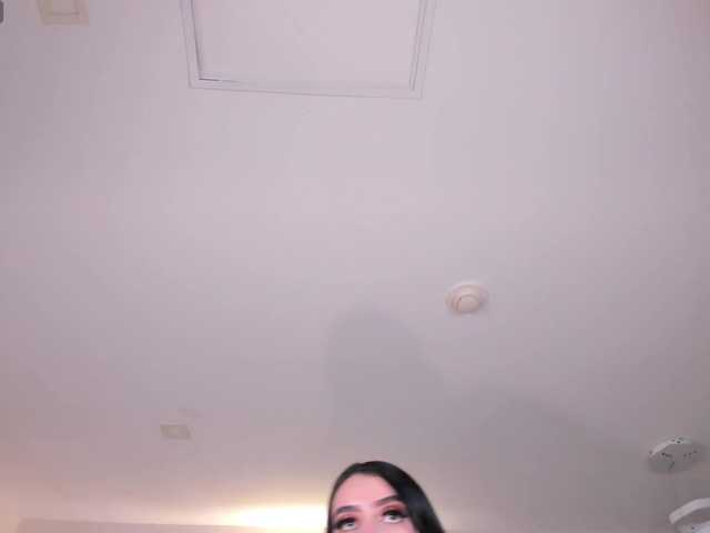 LeahLombardi's BongaCams show and profile