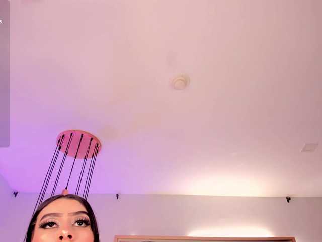 LeahLombardi's BongaCams show and profile