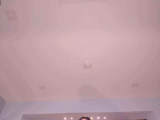 LeahLombardi live cam profile