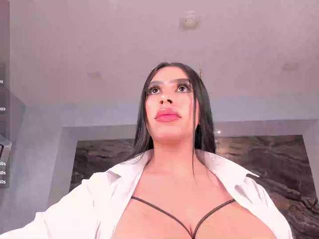 LeahLombardi's BongaCams show and profile