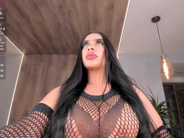 LeahLombardi's BongaCams show and profile