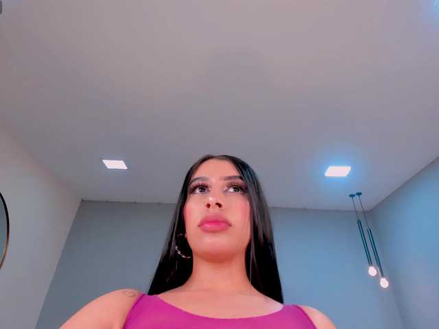 LeahLombardi's BongaCams show and profile